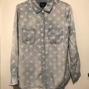 Cute long sleeve Rails soft Chambray shirt w/stars
